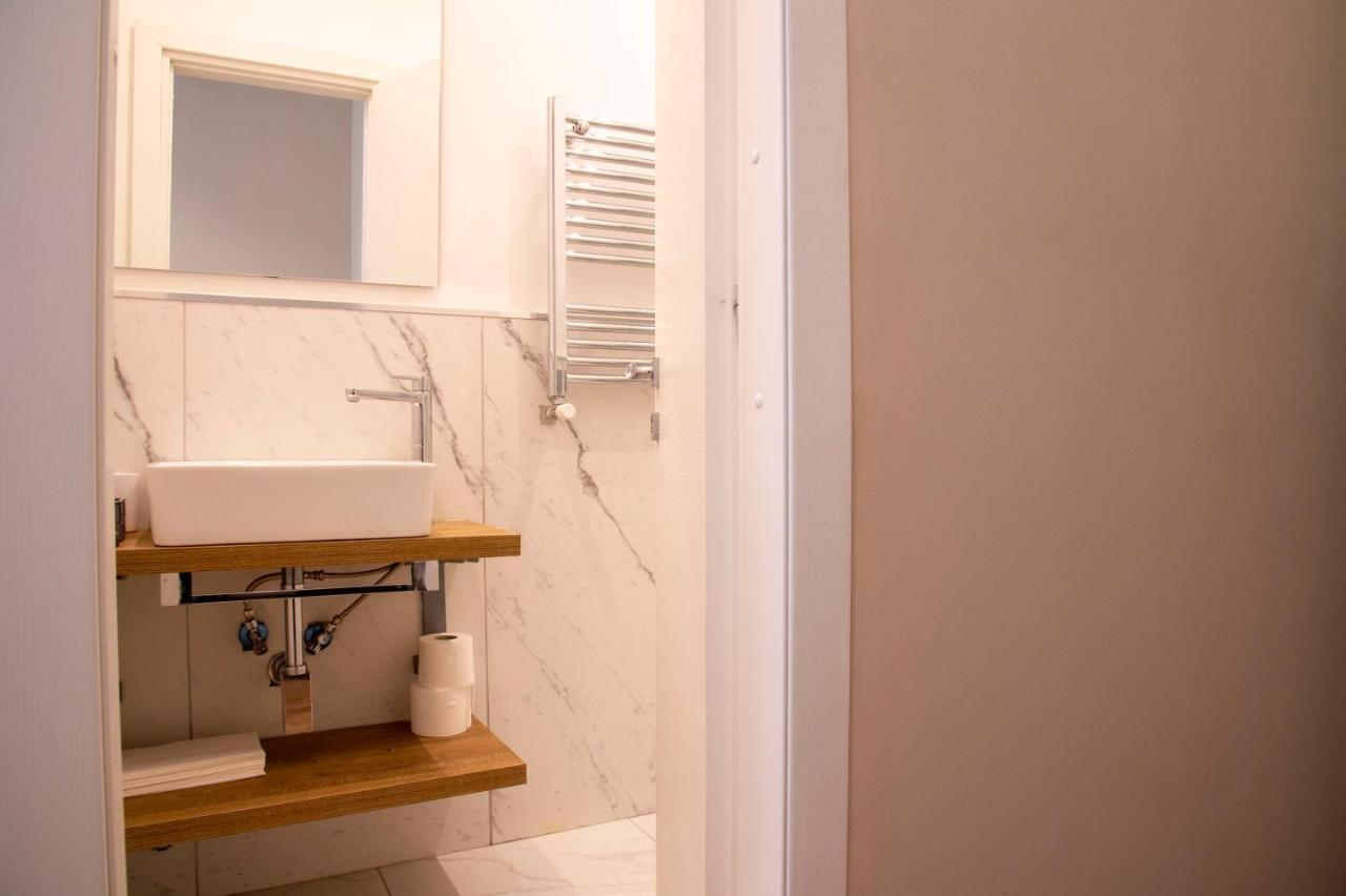 Ad Suites Tritone Roma Exterior foto